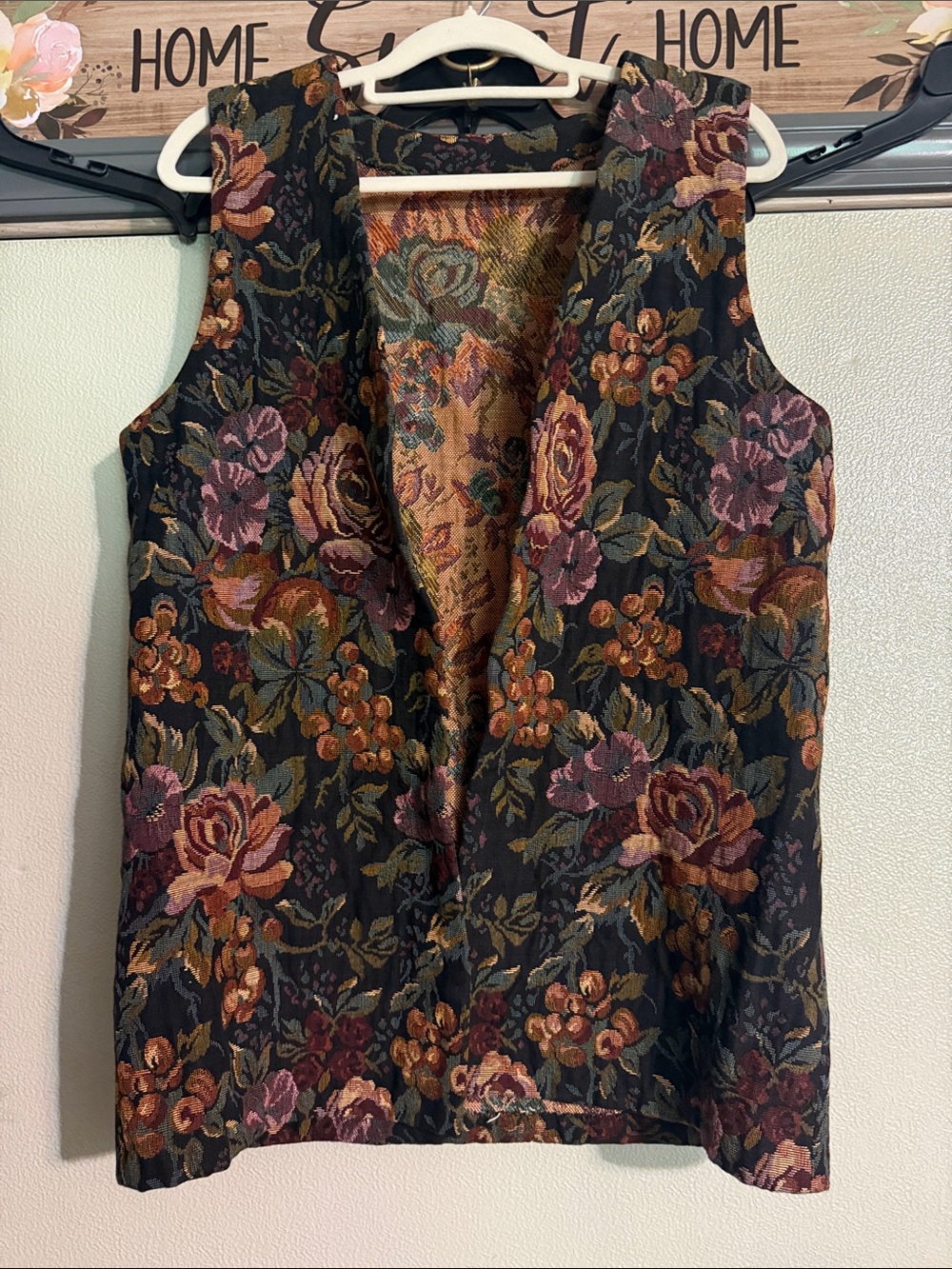 Sleeveless Floral Tapestry Vest - Black with Multicolor Roses